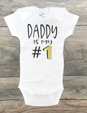 Daddy Is My #1 Bodysuit - Outfit Boy And Girl - Best Dad In The World - Black Bodysuit Gold 1 - Daddy Is My Number One Outfit - Dad / Father